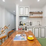 Brand New Housing-Jacuzzi Pool-Hanoi Center